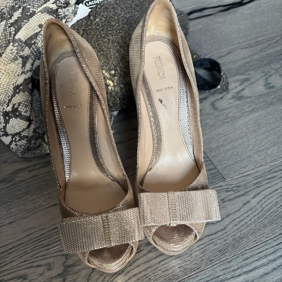Fendi Deco Metallic Bow Platform Pumps - Picture 3 of 16
